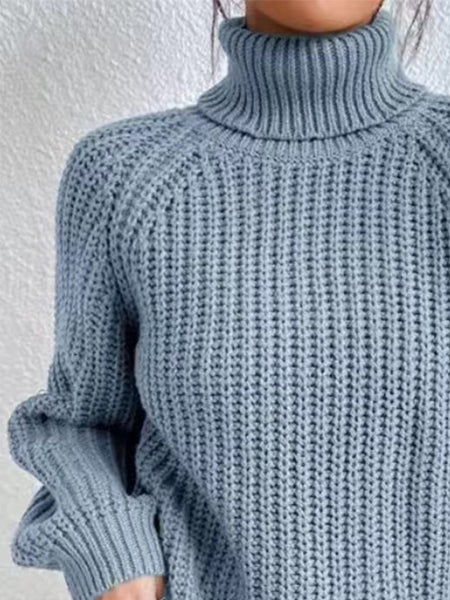 Lilah Turtleneck