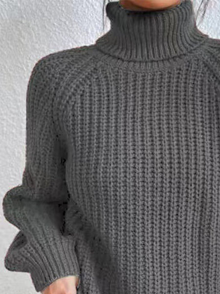 Lilah Turtleneck